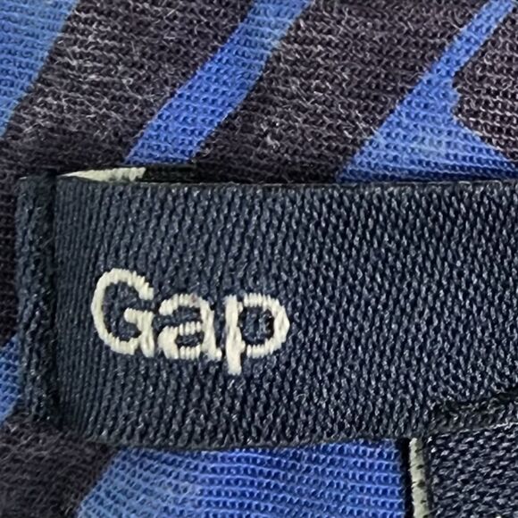 GAP WOMEN'S LOW RISE  SHORTS POCKETS SIZE 4 BLUE AND BLACK - Picture 3 of 4